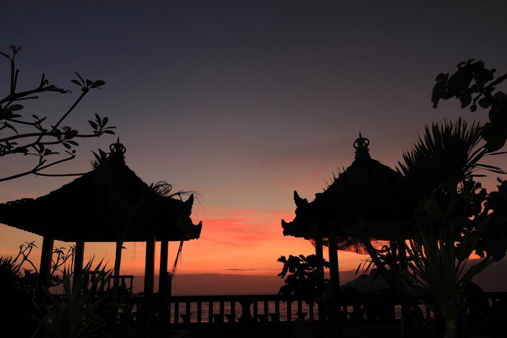 Hotel Dodol Lembongan Cliff Sunset Esterno foto