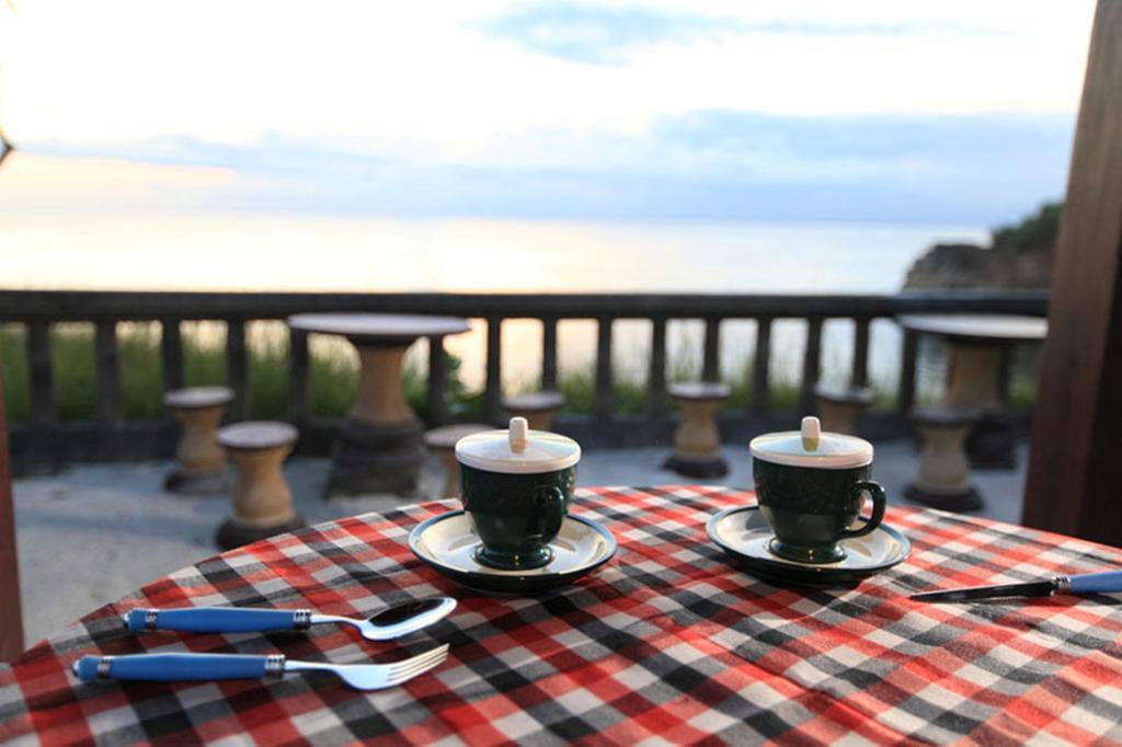 Hotel Dodol Lembongan Cliff Sunset Esterno foto